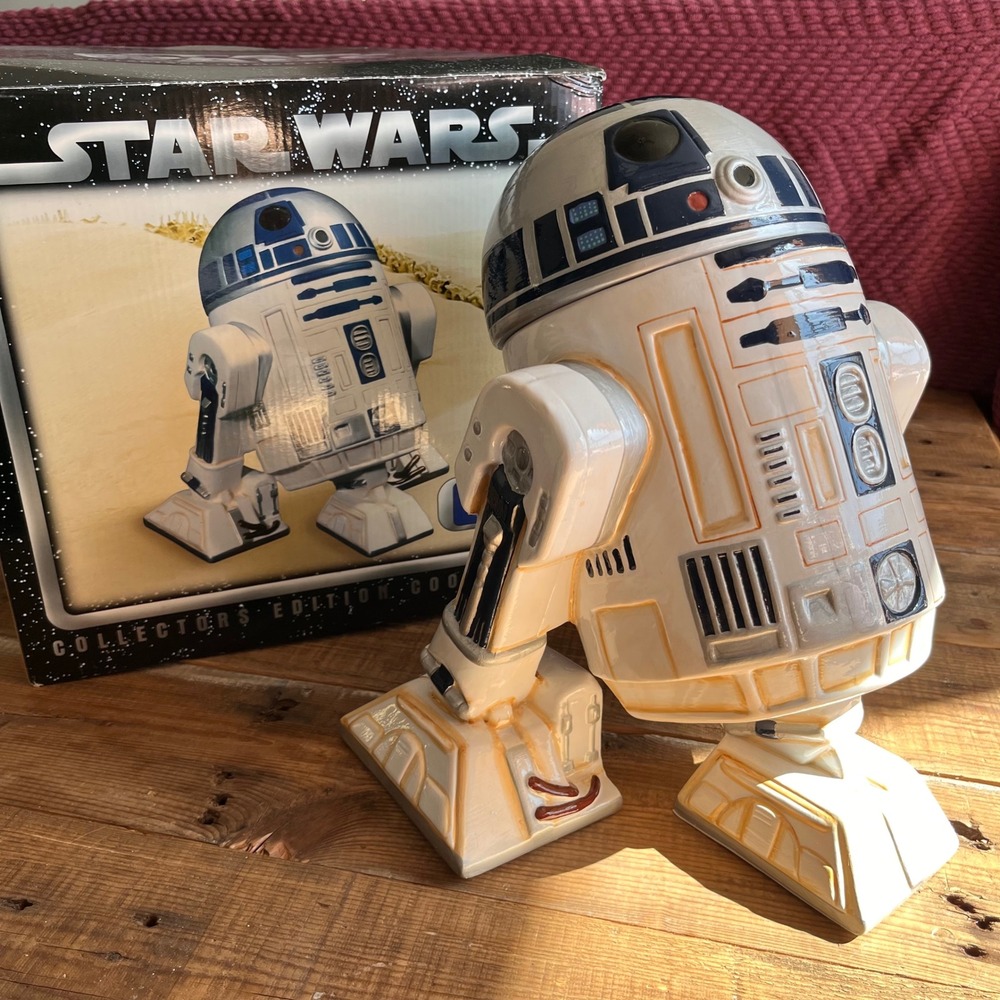 Star Wars R2-D2 Ceramic Cookie Jar Collectors Edition Cards Inc Characters NIB